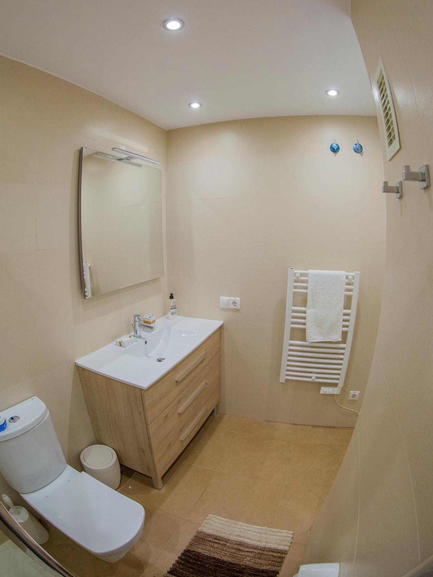 Immaculate 2-Bed Apartment In Pego Exterior foto